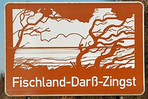 Touristisches Hinweisschild A19 Fischland - Darß - Zingst