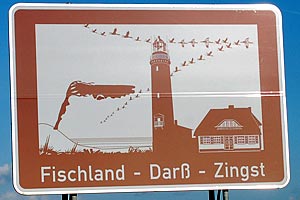Touristisches Hinweisschild A20 Fischland - Darß - Zingst