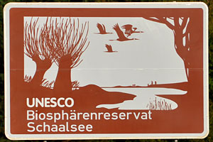 Touristisches Hinweisschild A24 UNESCO-Biosphärenreservat Schaalsee