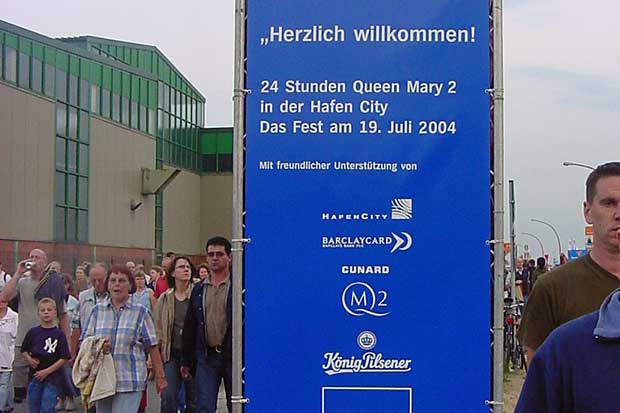 10 Jahre Queen Mary 2 in Hamburg