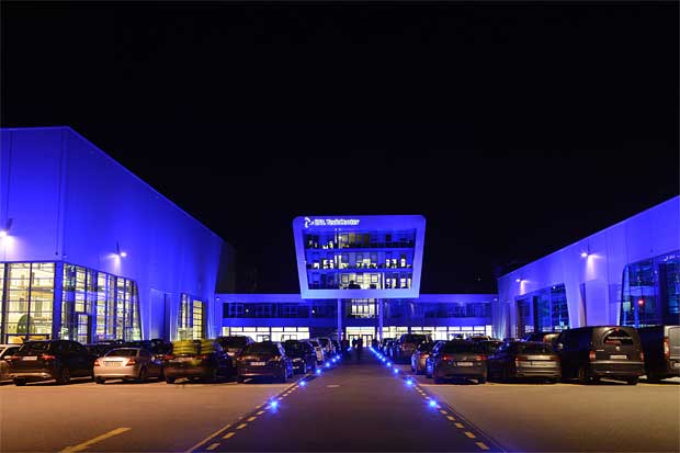 ZAL TechCenter in Hamburg-Finkenwerder eingeweiht.